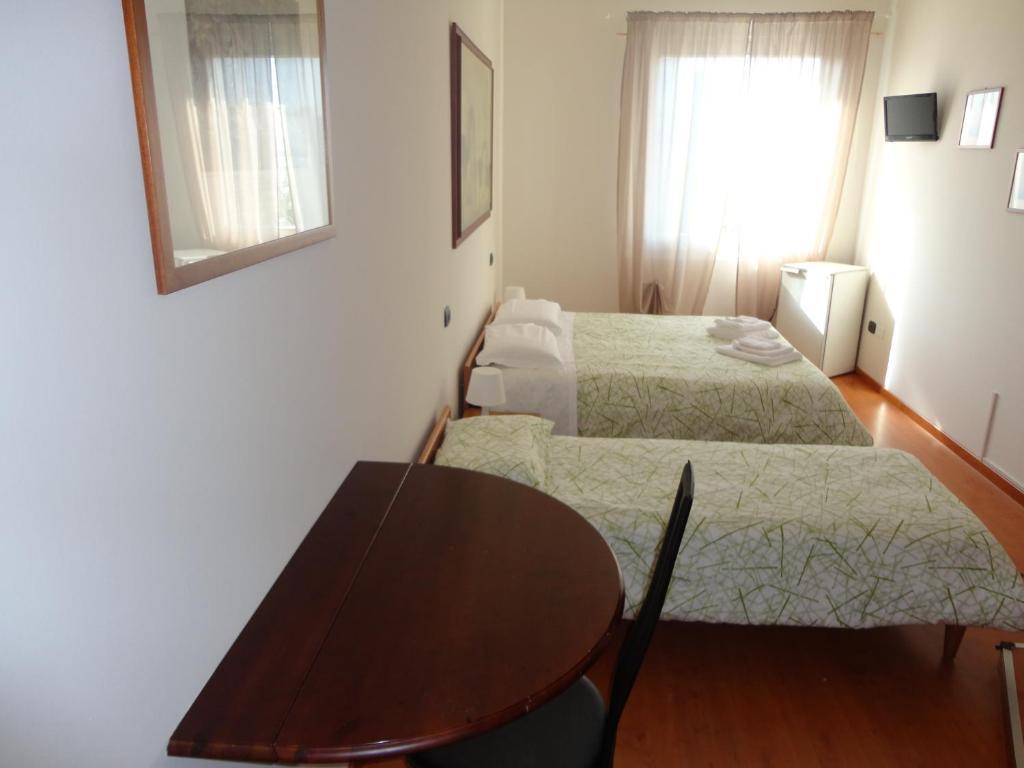 Alloggio Cavour Ferrara Phòng bức ảnh