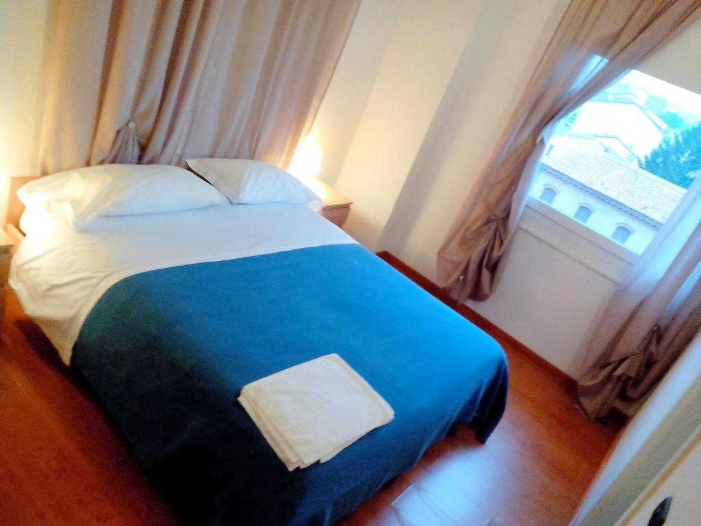 Alloggio Cavour Ferrara Phòng bức ảnh